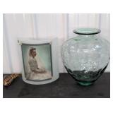 LIGHTED PICTURE FRAME AND VASE