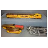 MARX M10005 LOCOMOTIVE TRAIN & TRACK