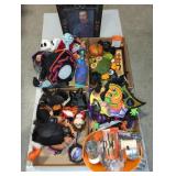 HALLOWEEN DECORATIONS AND DOLLS