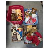 COLLECTION OF STUFFED ANIMALS AND DOLLS