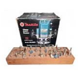 Makita 3612BR 12mm Router with Bits Set