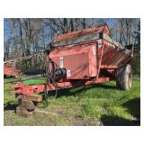 Gehl Scavenger II Manure Spreader MS309
