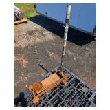Steel Floor Jack with Handle