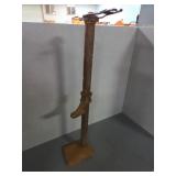 Heavy Duty Metal Tire Bead Breaker Stand