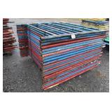 22 Pieces Scaffolding uprights, 60' x 60'