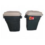 Rubbermaid Roughneck Trash Cans, Set of 2