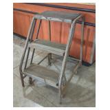 Cotterman 3-Step Rolling Ladder 20x26x30 in.