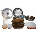 Kitchen Bakeware Lot