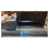 Klipsch RSB-6 Soundbar Set and 33" Samsung TV