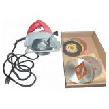 Milwaukee 7-1/4" Circular Saw with Blades, Workin