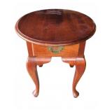 Queen Anne Style Oval Side Table With Drawer