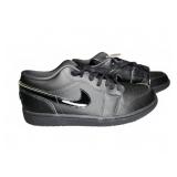 Air Jordan 1 Low SE "Black Cat Mascot"