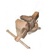 Columbian No 605  Swivel Base Bench Vise Cast