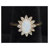 Ladies 14KT Opal & Diamond ring