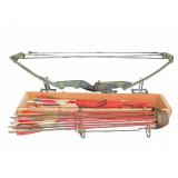 Vintage Archery Compound Bow With Arrows Set