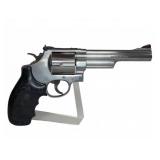 Smith & Wesson 629-6 .44 Magnum Revolver Stainless