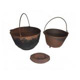 Cast Iron Cauldrons and Oval Ingot Mold Set
