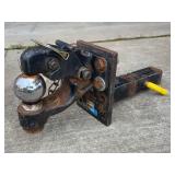 Reese Pintle Hook Mounting Plate with Tow Ball