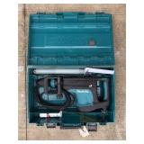 Makita HM1213C Demolition Hammer Kit