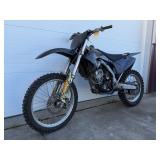2006 Suzuki RM-Z250 Dirt Bike