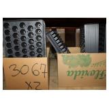 70 GARDEN STARTER PLUG PLANT TRAYS