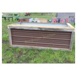 RAISED BED - PLANT BOX - WOOD FRAME / METAL SIDES