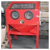 FLOOR BLAST CABINET