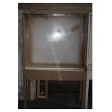 OPEN WORK STATION WITH SIT BACK SHELF