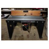 ROUTER TABLE W/ 1/2 CRAFTSMAN ROUTER