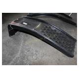 SET OF METAL CAR RAMPS