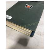 PARTS BOOK FOR OLIVER CRAWLERS