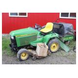 JOHN DEERE LAWN TRACTOR