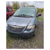 2006 CHRYSLER TOWN & COUNTRY MINI VAN