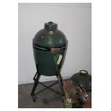 BIG GREEN EGG GRILL