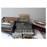 GROUPING OF POOR CONDITION ACCORDIONS & PARTS