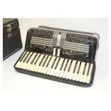 POLLINA DETROIT ACCORDION WITH CASE