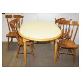 KITCHEN TABLE WITH 4 CHAIRS
