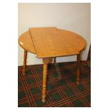 ROUND TOP KITCHEN TABLE WITH ONE LEAF