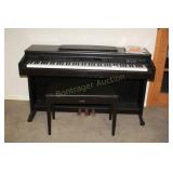YAMAHA CLAVINOVA ELECTRIC PIANO