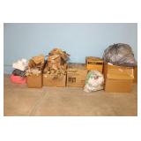 LARGE GROUP OF PACKING MATERIALS