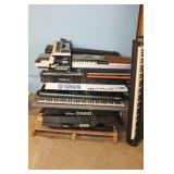 PALLET FULL OF MISC. BRAND KEYBOARDS FOR PARTS