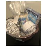 BAKE-A-CAKE BASKET