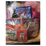 MOVIE BASKET