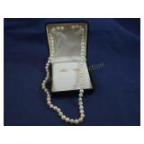 BEAUTIFUL 6.0-6.5MM FRESHWATER PEARL NECKLACE