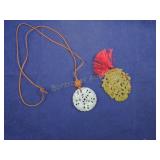 VINTAGE JADE NECKLACE AND JADE MEDALLION