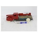 WYANDOTTE TOYS BAGGAGE TRUCK
