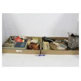 GROUPING OF SEWING ITEMS  AND BUTTONS