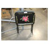 TV TRAYS AND 2 WICKER BASKETS