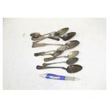 GROUPING OF KNIVES AND SILVERWARE