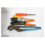 GROUPING OF TOOLS